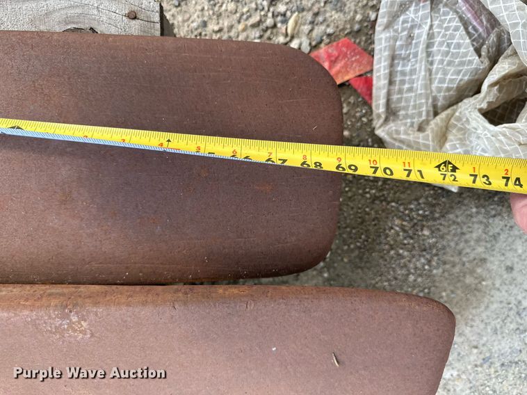 image for item EB2963 0 (2) wheel loader forks