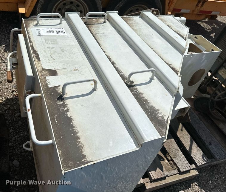 image for item EB2965 Sand blaster container