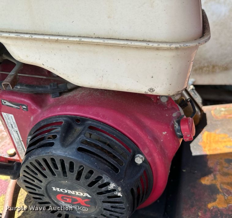 image for item EB2966 Walker plate compactor