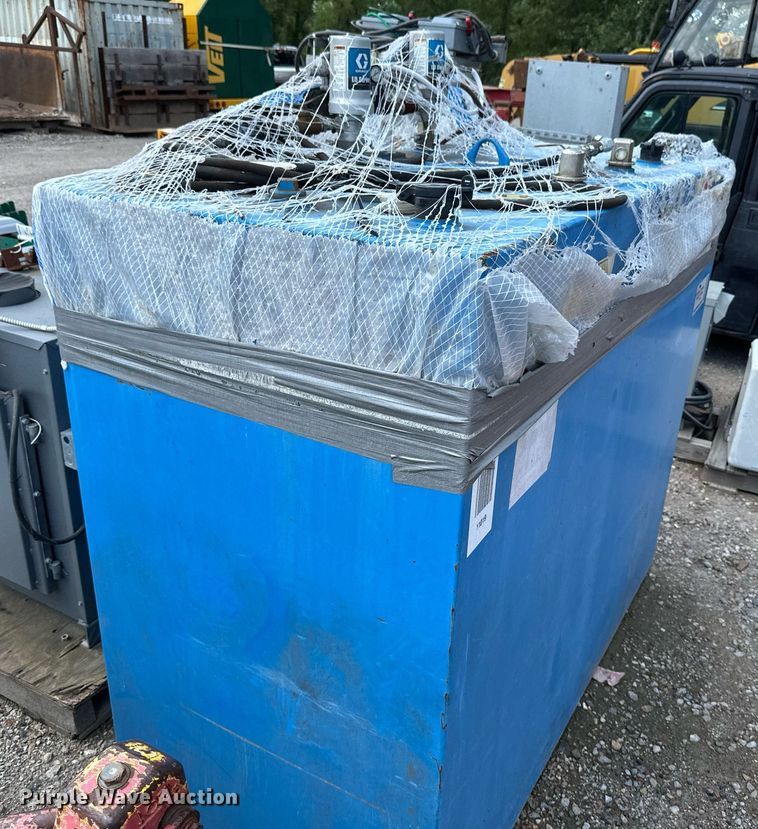 image for item EB2969 Oil tank