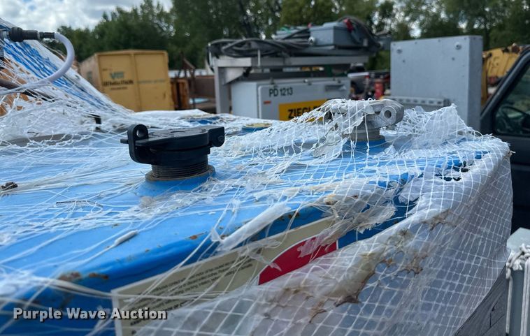 image for item EB2969 Oil tank