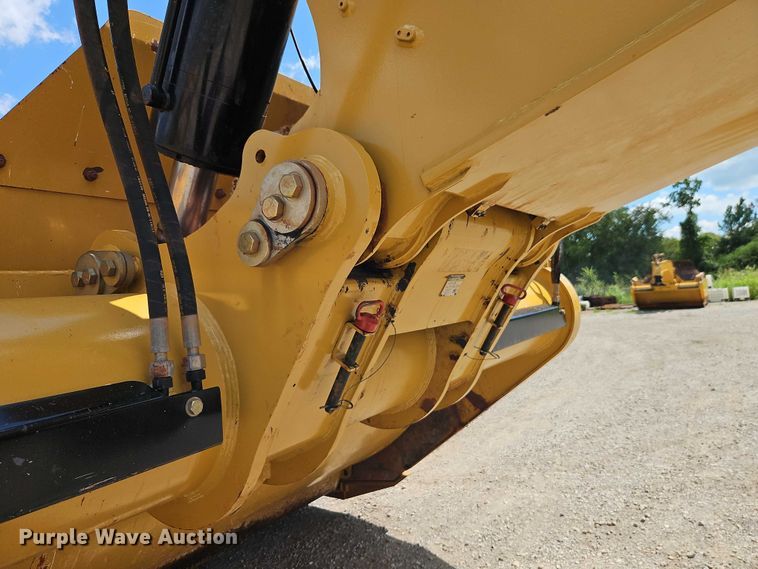 image for item EB8241 2013 MTS MT-42XL scraper