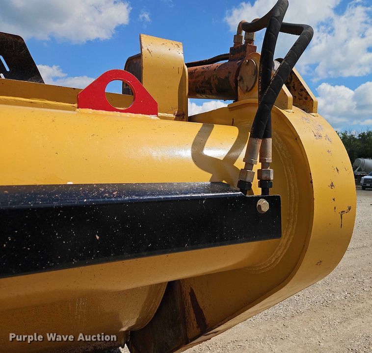 image for item EB8241 2013 MTS MT-42XL scraper