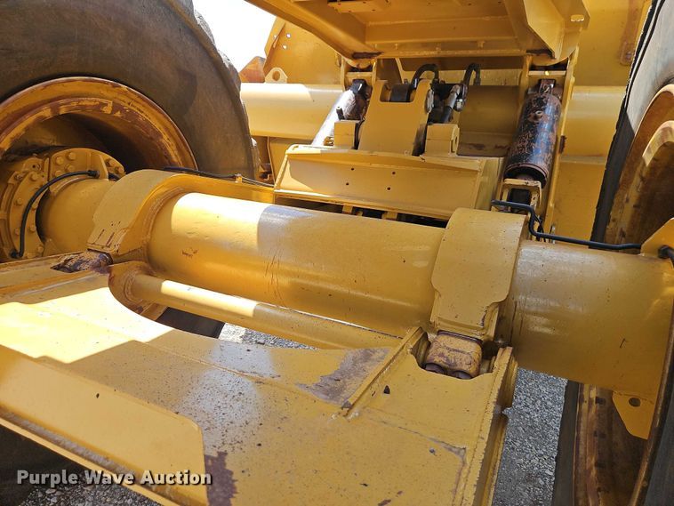 image for item EB8241 2013 MTS MT-42XL scraper