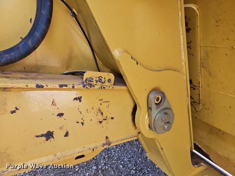 image for item EB8241 2013 MTS MT-42XL scraper