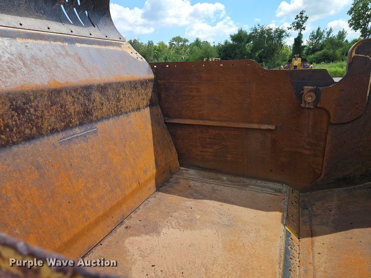 image for item EB8241 2013 MTS MT-42XL scraper