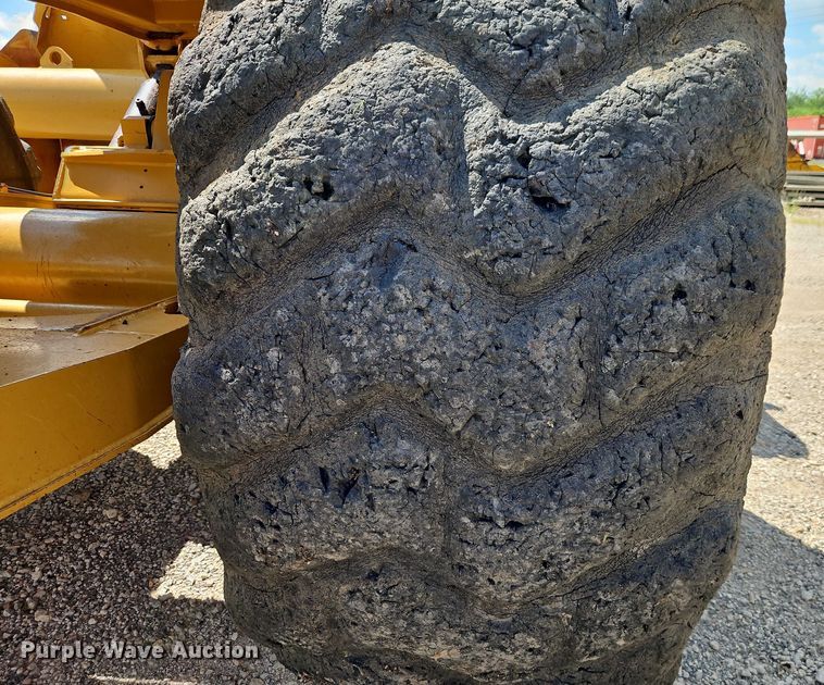 image for item EB8241 2013 MTS MT-42XL scraper