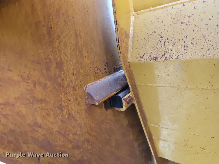 image for item EB8242 2014 MTS MT-35LGP scraper