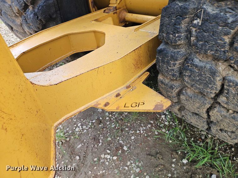 image for item EB8242 2014 MTS MT-35LGP scraper