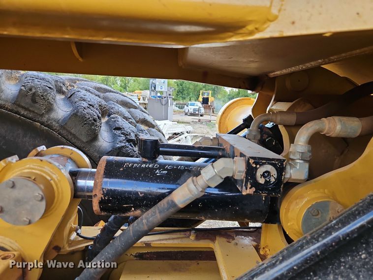 image for item EB8242 2014 MTS MT-35LGP scraper