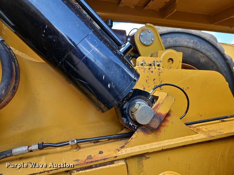 image for item EB8243 2013 MTS MT-42XL  scraper