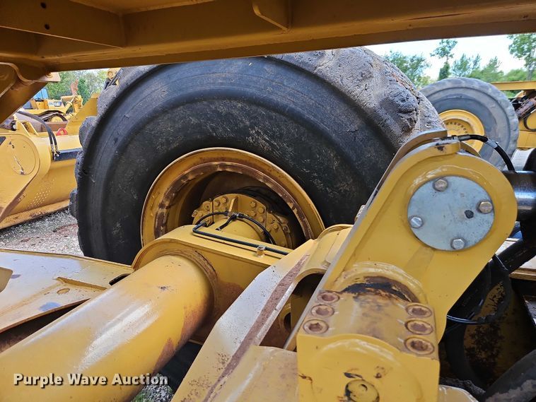 image for item EB8243 2013 MTS MT-42XL  scraper