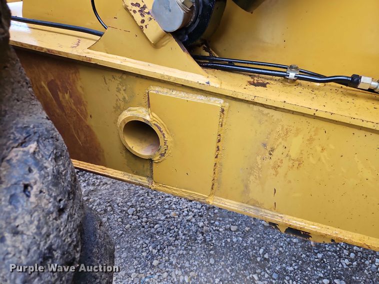 image for item EB8243 2013 MTS MT-42XL  scraper