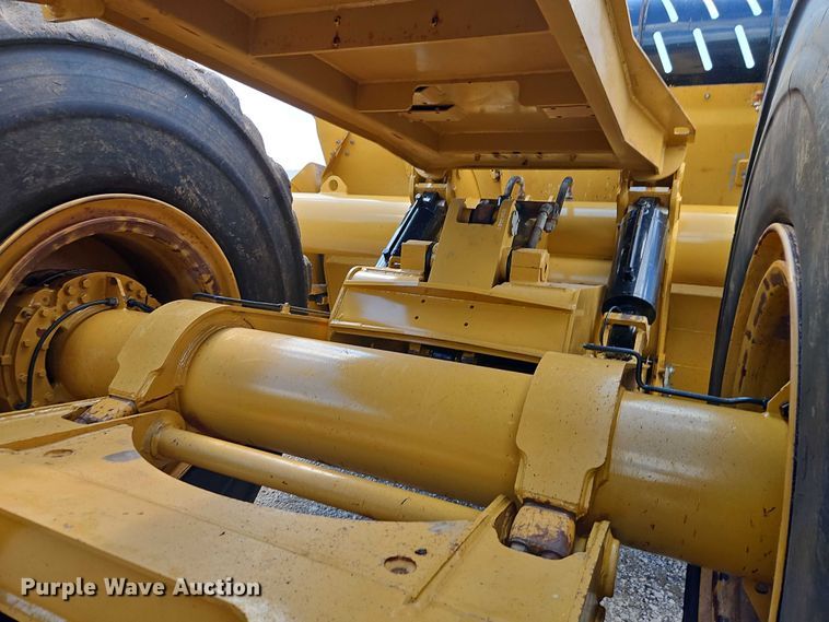 image for item EB8243 2013 MTS MT-42XL  scraper