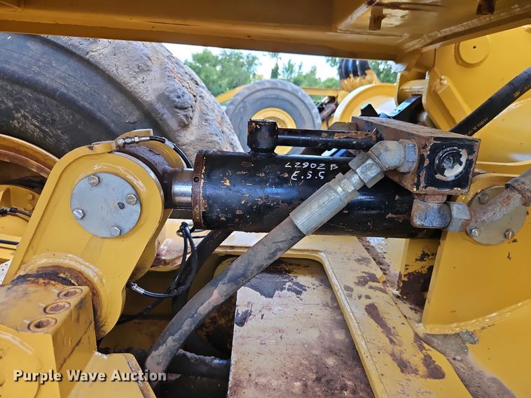 image for item EB8243 2013 MTS MT-42XL  scraper