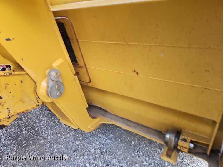 image for item EB8243 2013 MTS MT-42XL  scraper