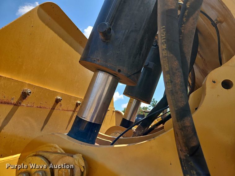 image for item EB8243 2013 MTS MT-42XL  scraper