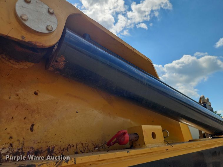 image for item EB8243 2013 MTS MT-42XL  scraper