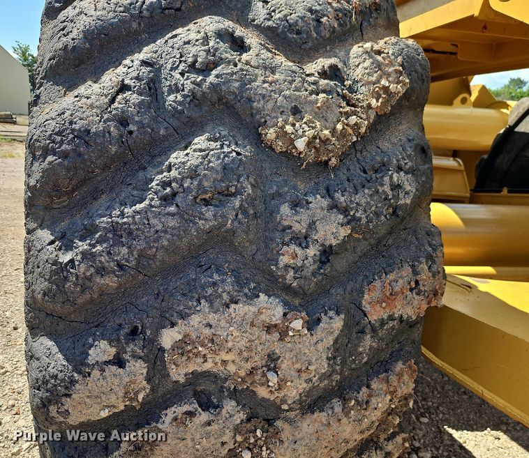 image for item EB8243 2013 MTS MT-42XL  scraper