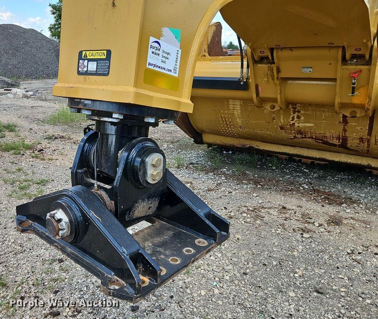 image for item EB8244 2014 MTS MT-42LGP scraper