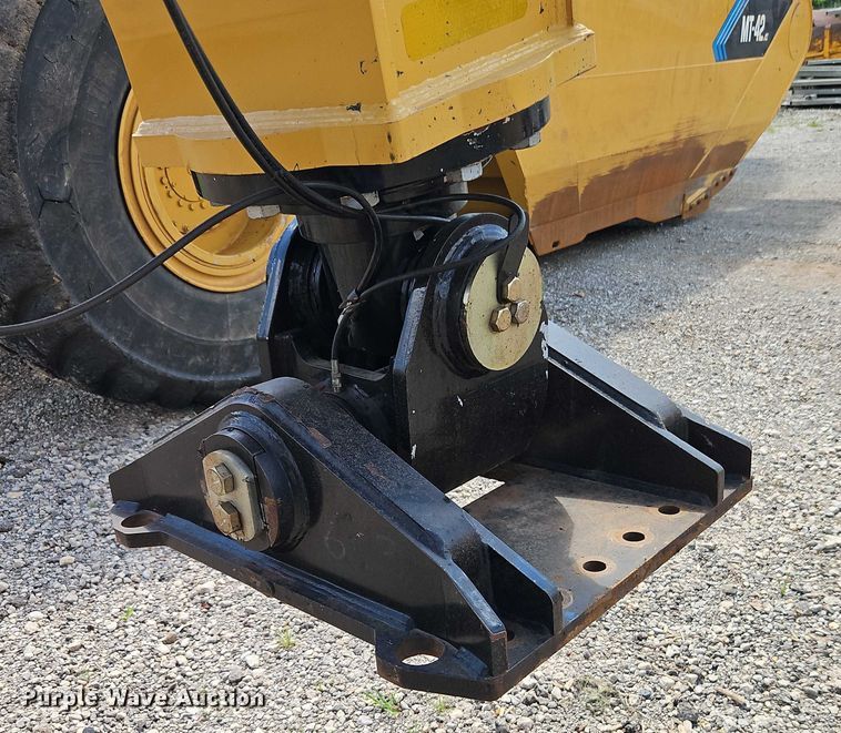 image for item EB8244 2014 MTS MT-42LGP scraper