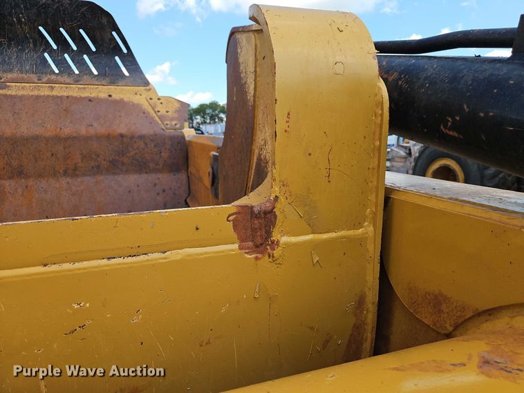 image for item EB8244 2014 MTS MT-42LGP scraper