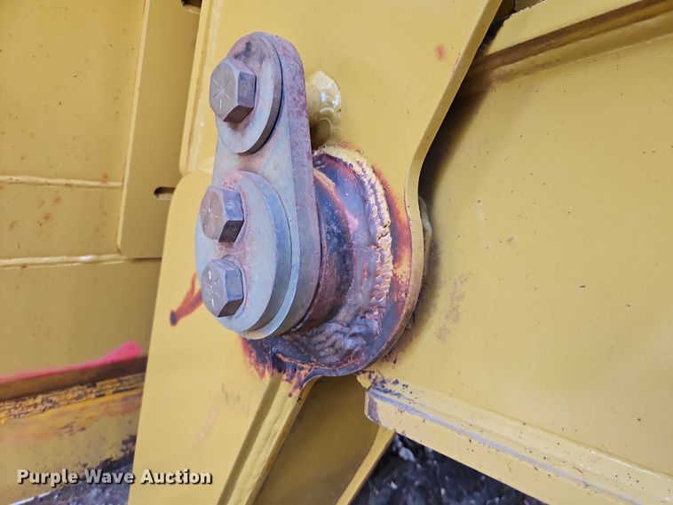 image for item EB8244 2014 MTS MT-42LGP scraper