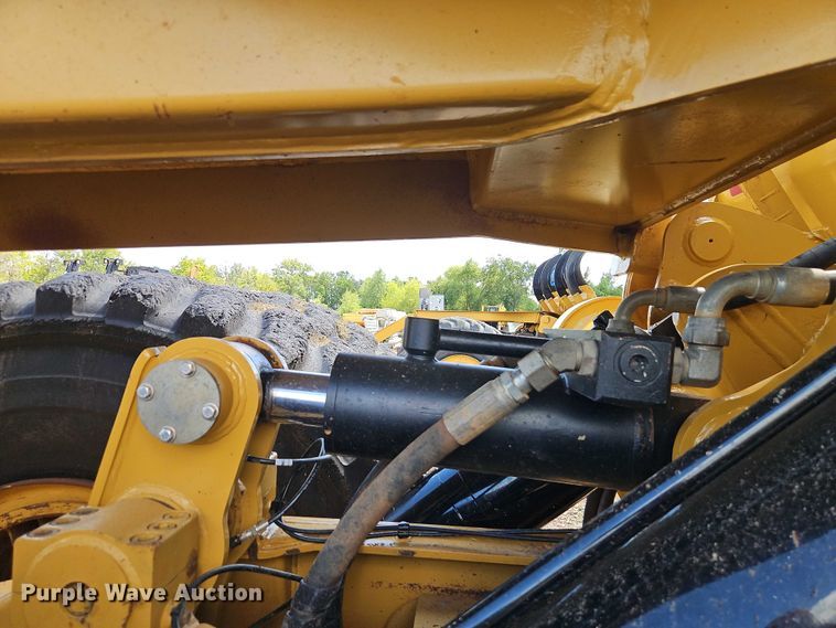 image for item EB8244 2014 MTS MT-42LGP scraper