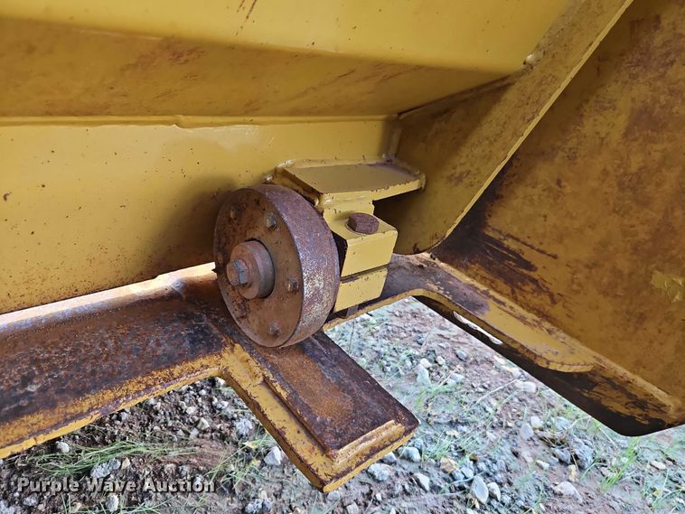 image for item EB8244 2014 MTS MT-42LGP scraper