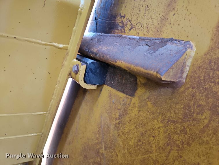 image for item EB8244 2014 MTS MT-42LGP scraper