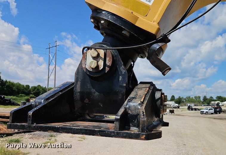 image for item EB8245 2013 MTS MT-42XL scraper