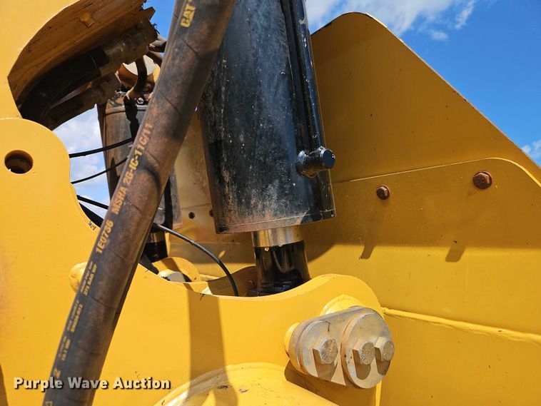 image for item EB8245 2013 MTS MT-42XL scraper