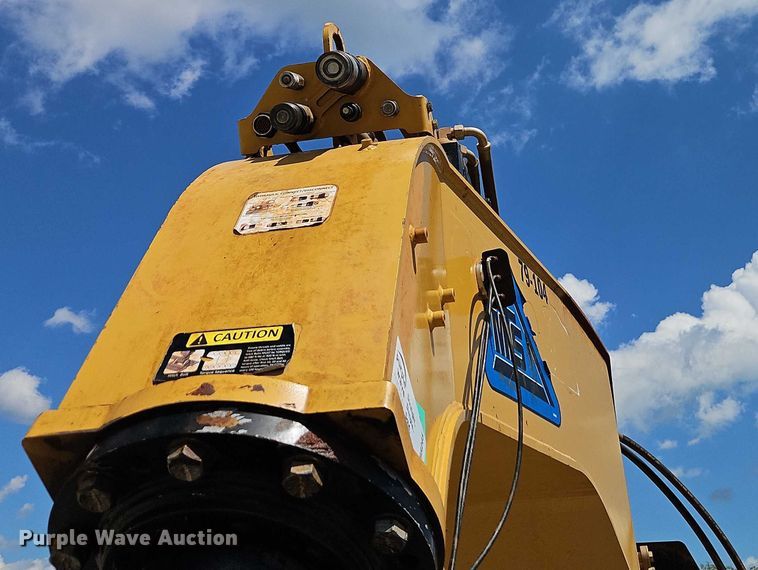 image for item EB8245 2013 MTS MT-42XL scraper