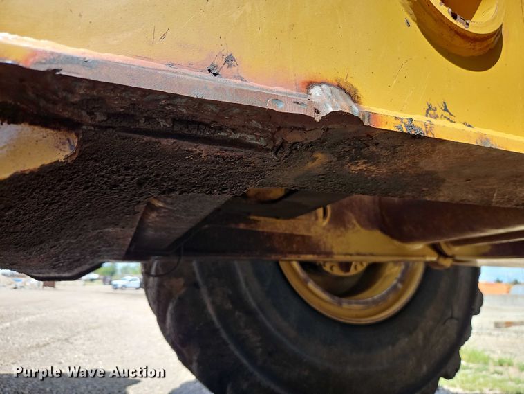 image for item EB8245 2013 MTS MT-42XL scraper