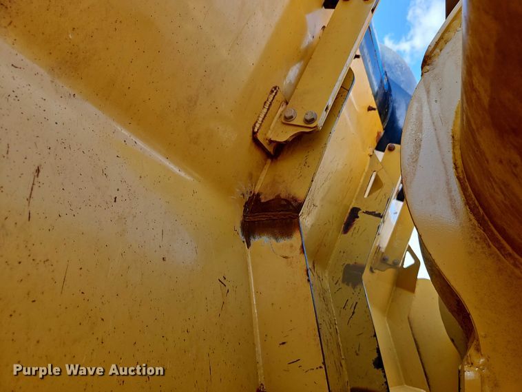 image for item EB8245 2013 MTS MT-42XL scraper