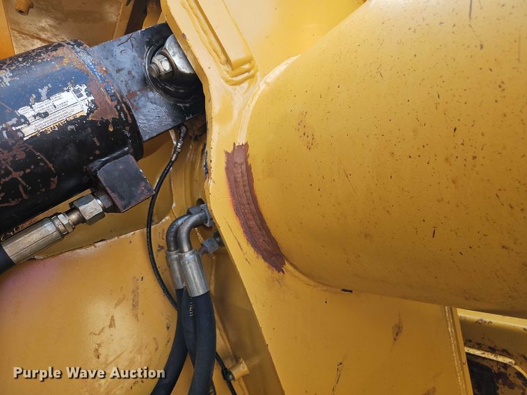 image for item EB8245 2013 MTS MT-42XL scraper