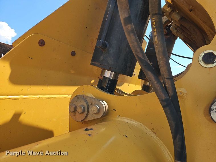 image for item EB8245 2013 MTS MT-42XL scraper