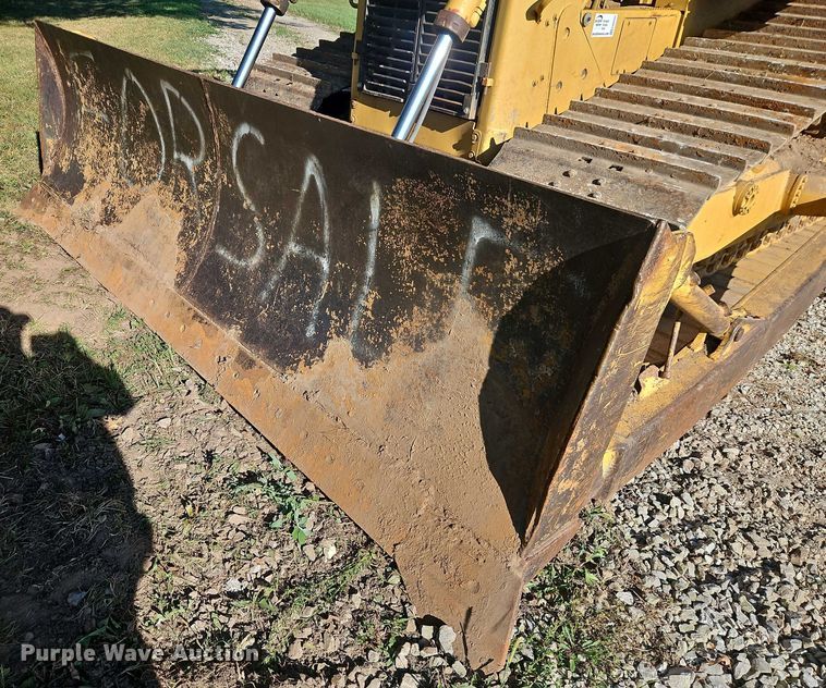 image for item EB8255 1988 Caterpillar D6H LGP dozer