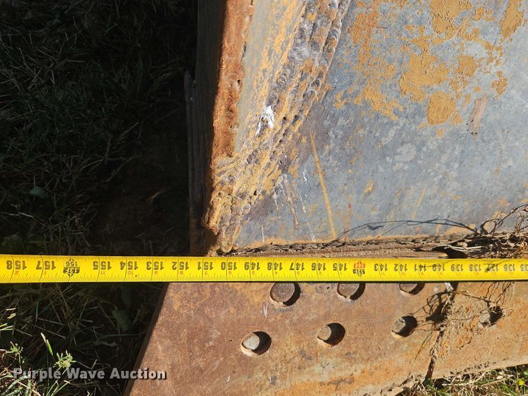 image for item EB8255 1988 Caterpillar D6H LGP dozer