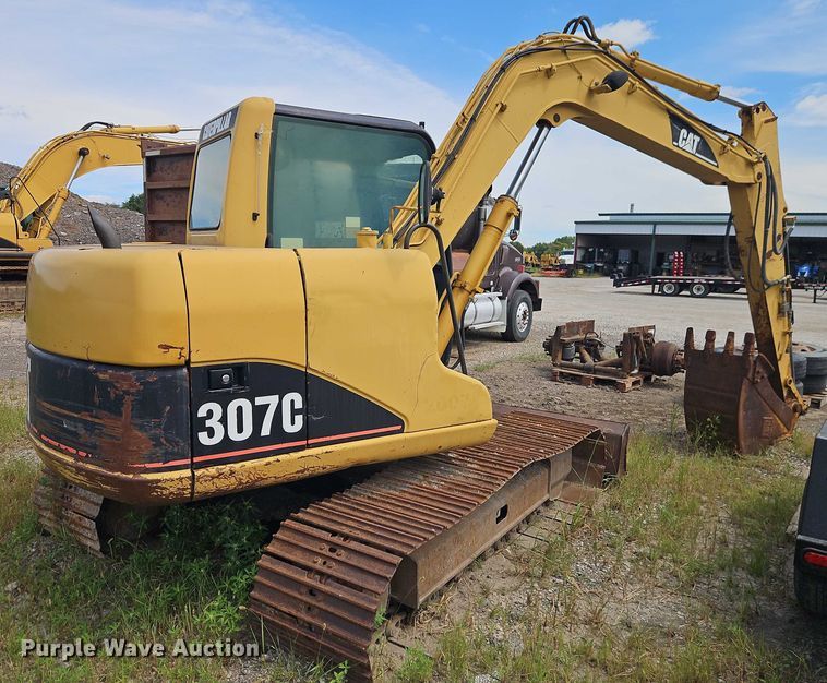 image for item EB8259 2001 Caterpillar 307C mini excavator