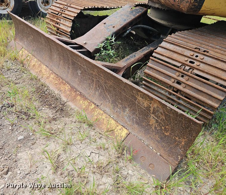 image for item EB8259 2001 Caterpillar 307C mini excavator