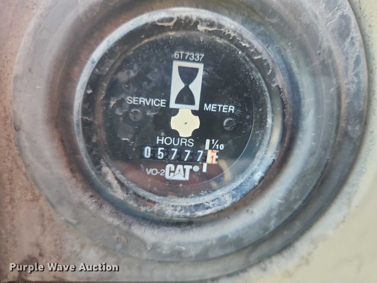 image for item EB8259 2001 Caterpillar 307C mini excavator