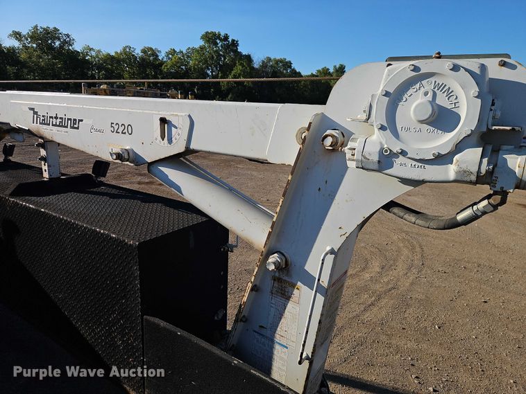 image for item EB8263 2005 Ford F750 Super Duty XL utility / service truck