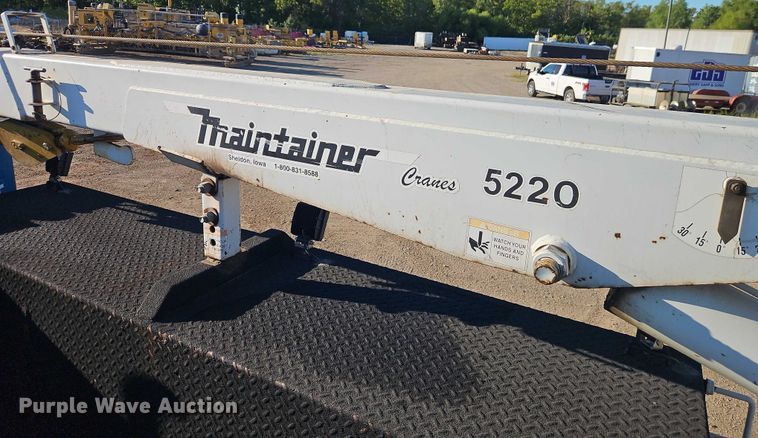 image for item EB8263 2005 Ford F750 Super Duty XL utility / service truck