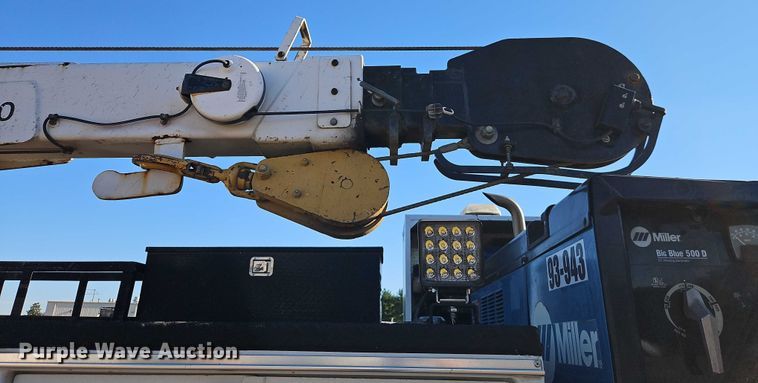 image for item EB8263 2005 Ford F750 Super Duty XL utility / service truck