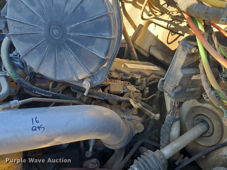 image for item EB8263 2005 Ford F750 Super Duty XL utility / service truck