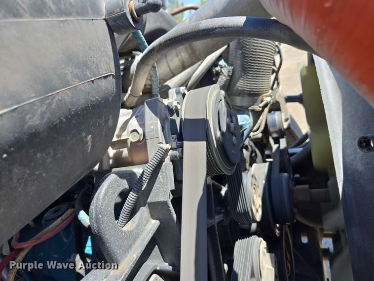 image for item EC1128 2007 International 4200 street sweeper truck