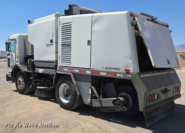 image for item EC1129 2013 Peterbilt 320 street sweeper truck