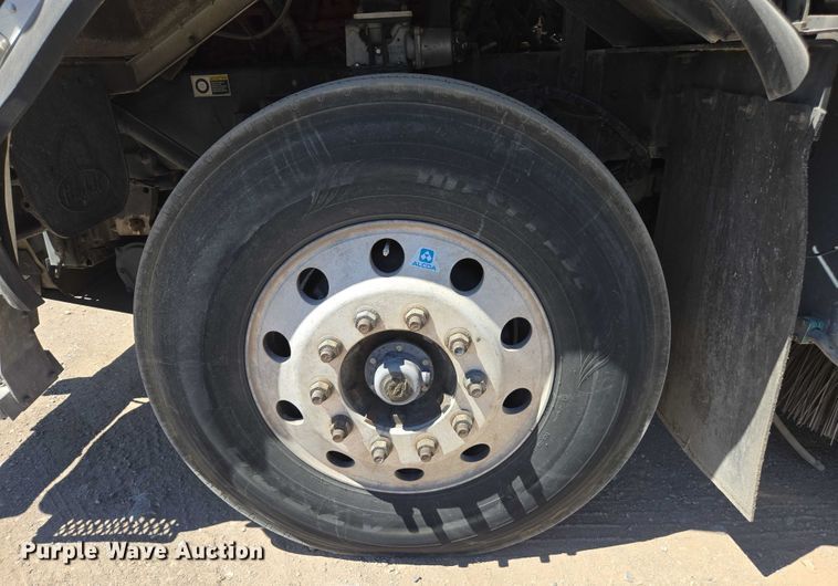 image for item EC1129 2013 Peterbilt 320 street sweeper truck