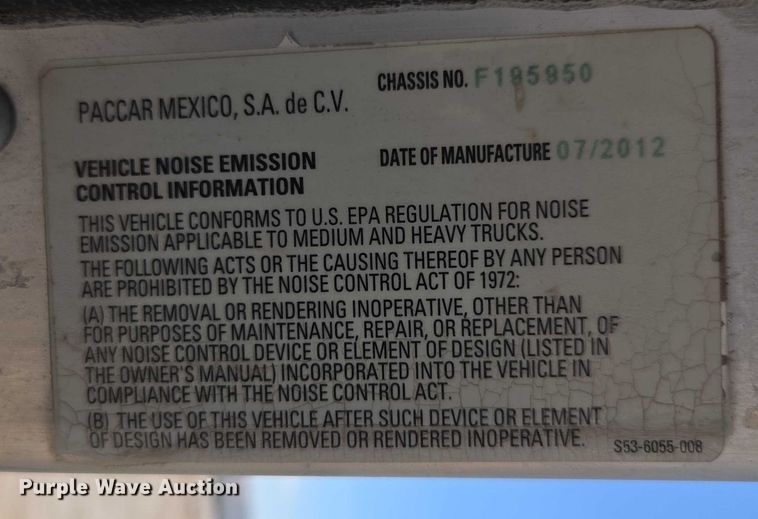 image for item EC1129 2013 Peterbilt 320 street sweeper truck